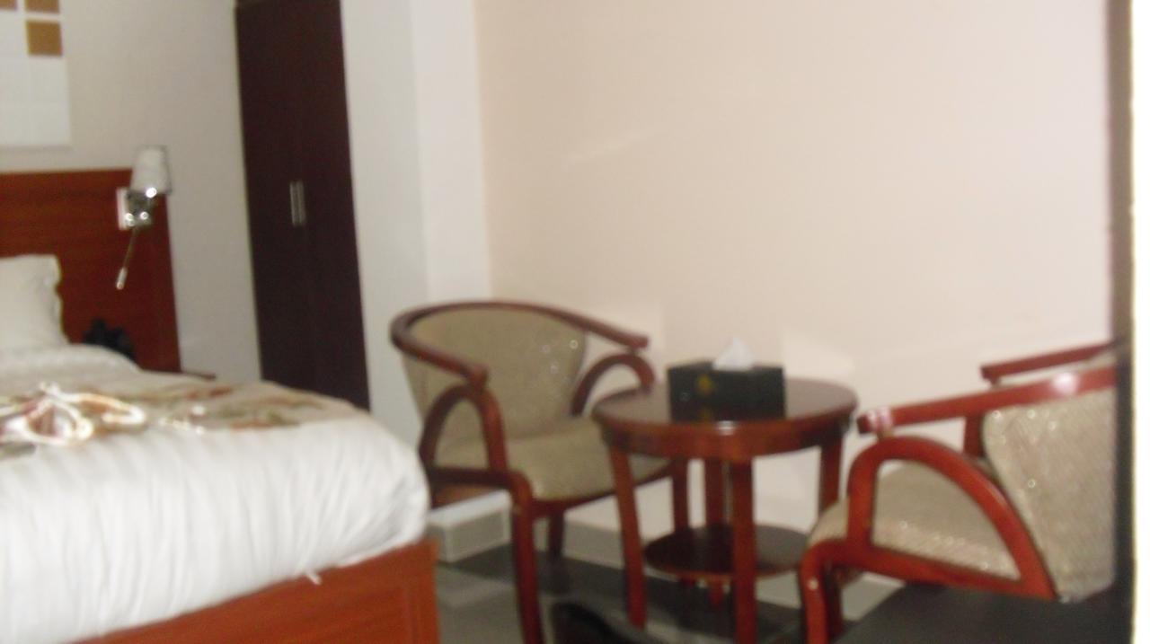 C Fun Addis Hotel Extérieur photo
