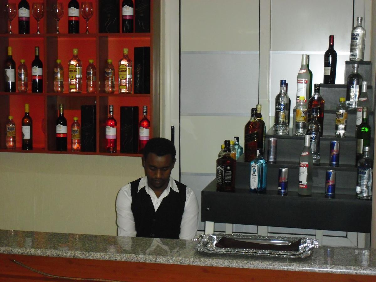 C Fun Addis Hotel Extérieur photo