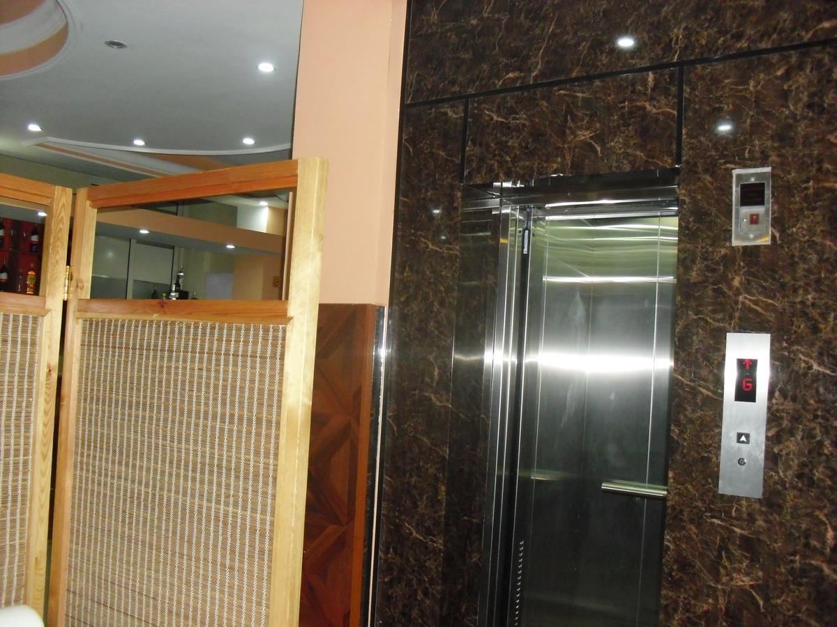 C Fun Addis Hotel Extérieur photo