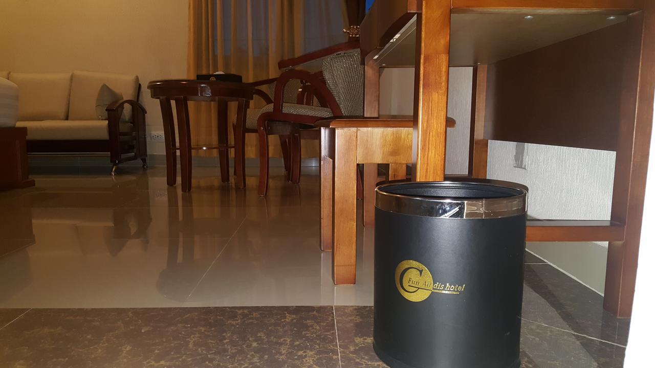 C Fun Addis Hotel Extérieur photo