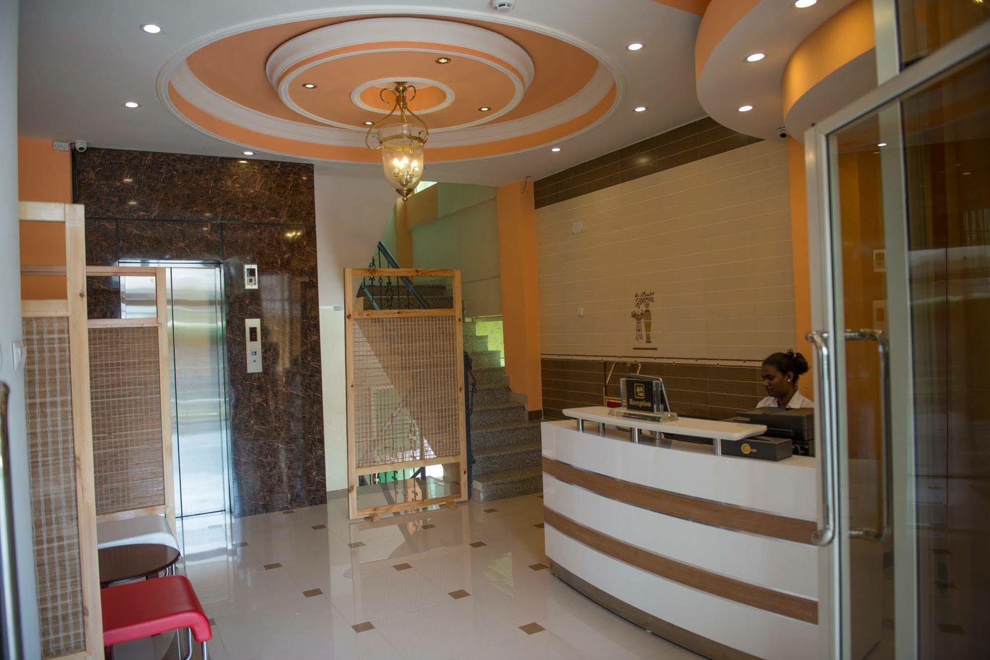 C Fun Addis Hotel Extérieur photo